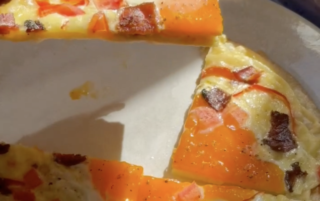happy egg breakfast pizza recipe1 v2